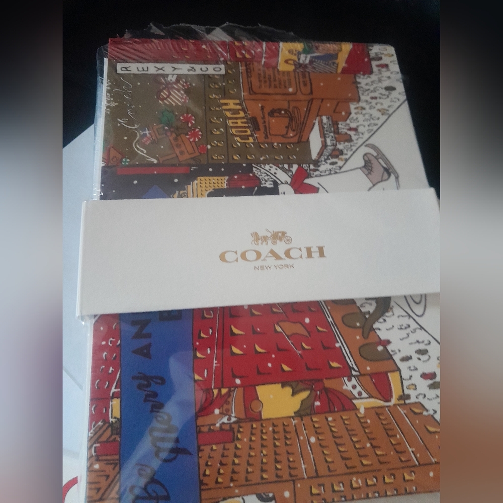 New Coach Holiday Greeting Cards 12 Cards & 12 Coach Envolopes NWT 3 Designs